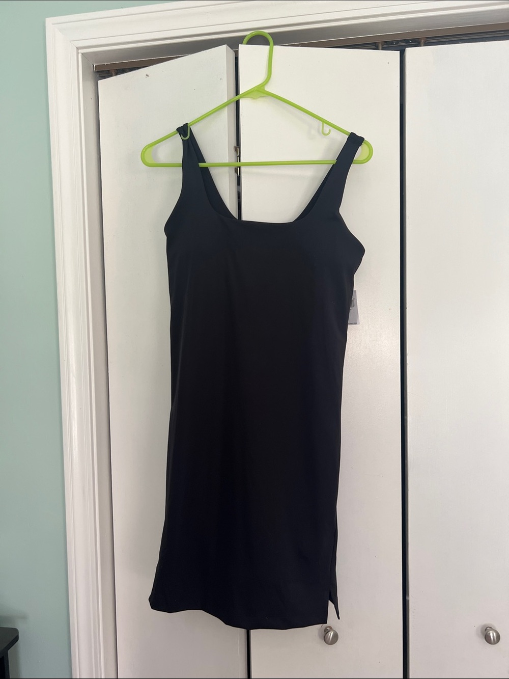 NWT old navy Black powersoft dress